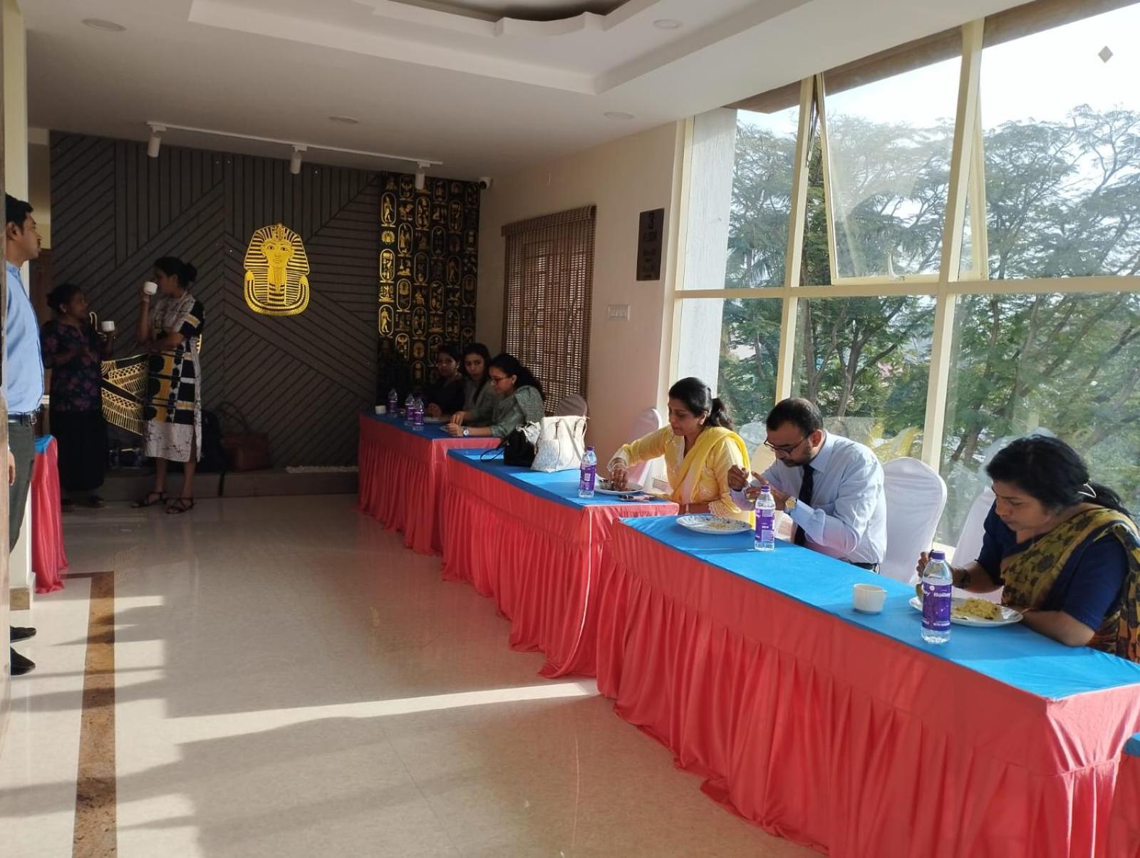 Annai Residency Hotel Vellore Luaran gambar