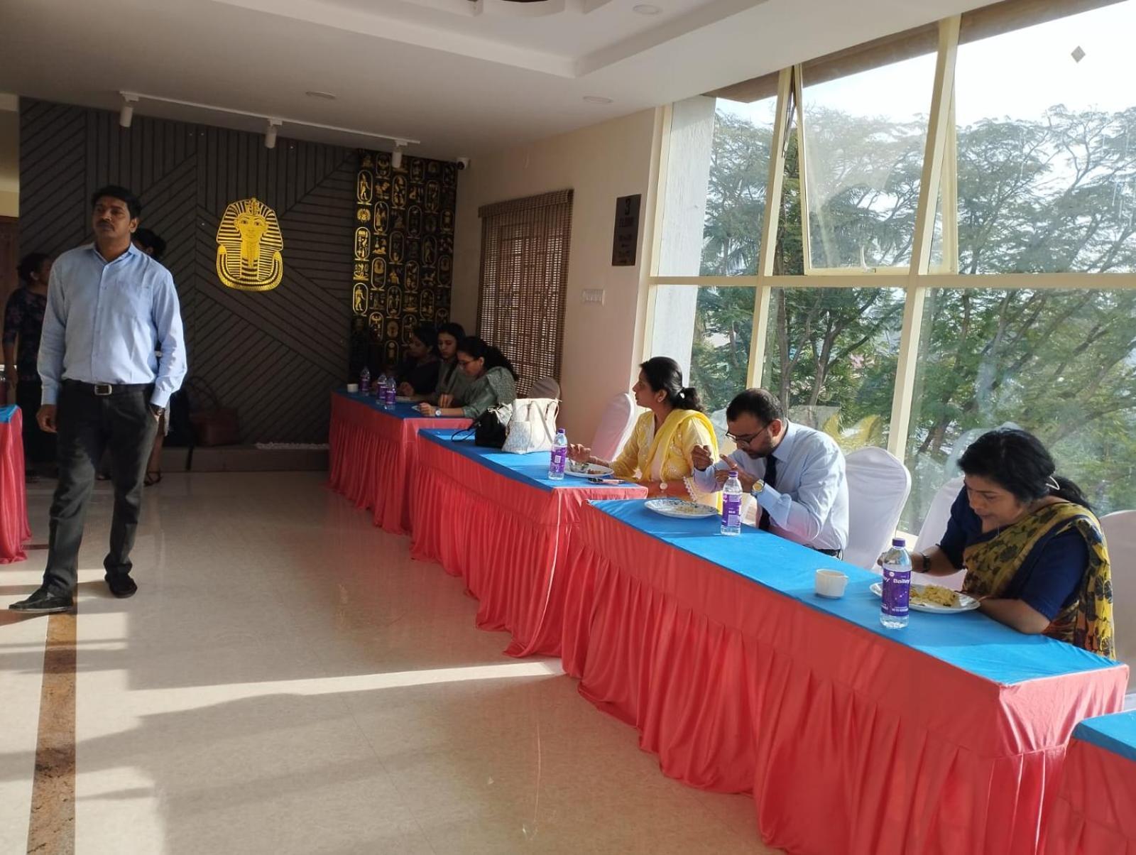 Annai Residency Hotel Vellore Luaran gambar